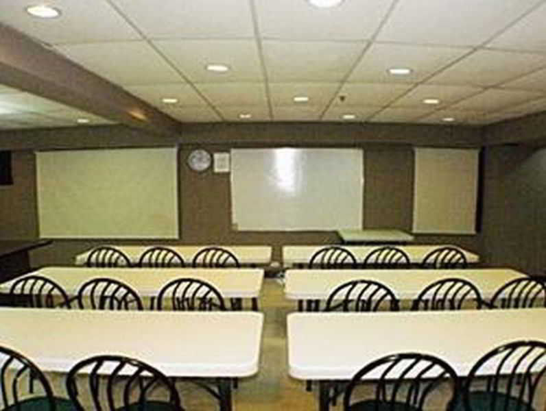 Sir William'S Hotel Quezon City Exterior photo